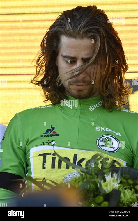 Peter Sagan Slovacco Di Tinkoff Raffigurato Con Una Banda Lutto Come