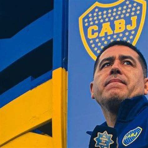 Así Fue El Homenaje A Tevez En Su Regreso A La Bombonera Plaqueta Camiseta Y Una Sorpresa En