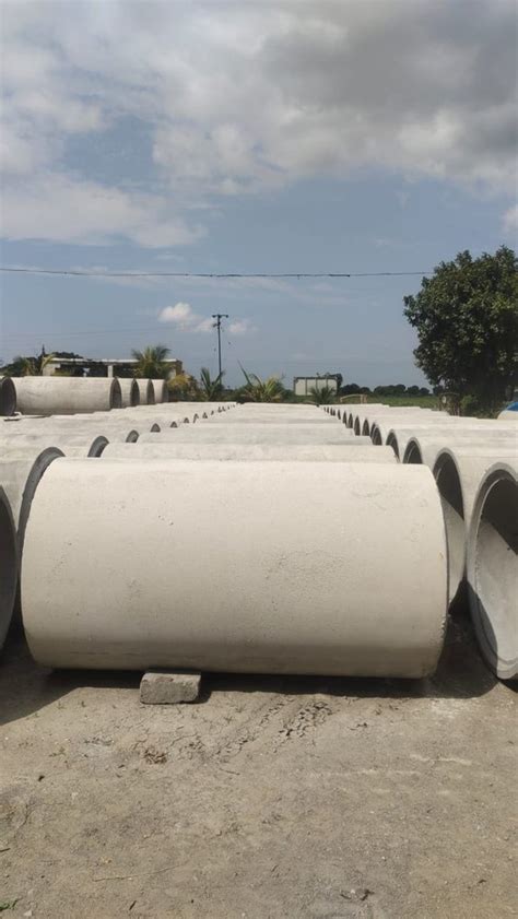 Concrete Mm Np Round Rcc Pipe For Drainage Thickness Mm At