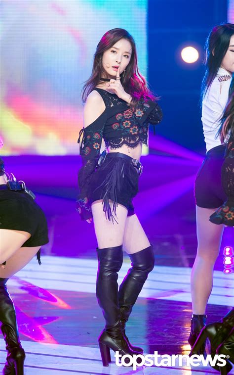 [hd포토] 달샤벳 Dal Shabet 우희 ‘감탄을 자아내는 S라인 몸매 조슬기 기자 톱스타뉴스