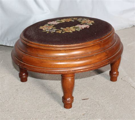 Bargain John S Antiques Antique Victorian Walnut Needlepoint