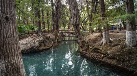 Laguna De La Media Luna El Para So Natural Que Podr A Ser Declarado