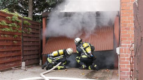 FW Celle Garage In Vollbrand Eine Person Verletzt Presseportal