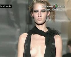 K S Nude On The Catwalk Page Phun Org Forum