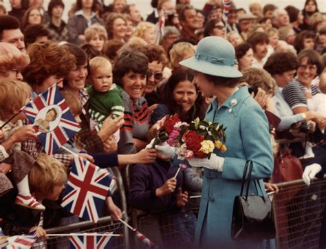 A Trio Of Jubilees The Queen S Silver Golden And Diamond Jubilees Royal Central