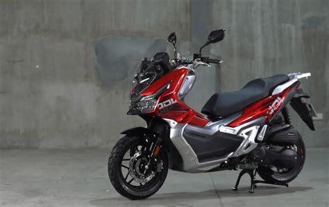 Fekon Motorcycle Brings The New Venture Scooter To The Philippines