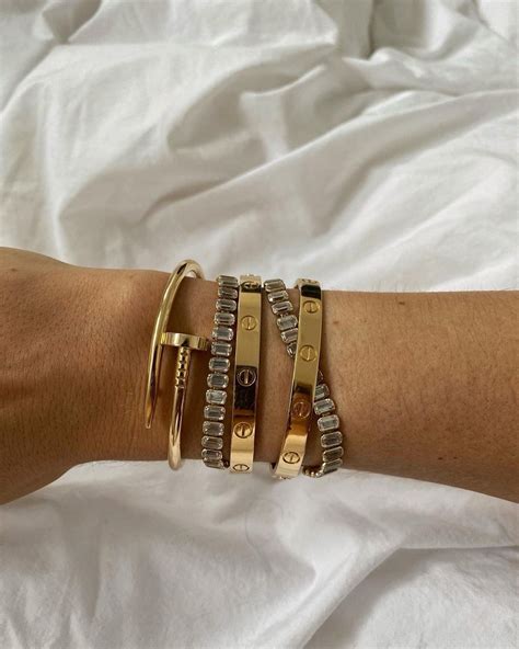 How Cartier S Juste Un Clou Bangle Became A Cult Buy Who What Wear