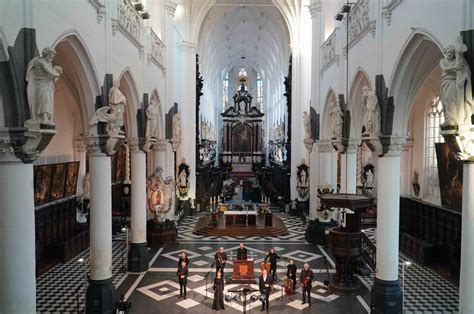 Muziek In Sint Paulus Orkestmissen Liederen Van Schoonheid