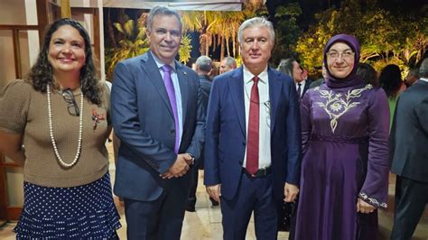 Embaixador da Turquia Halil İbrahim Akça recebe convidados para