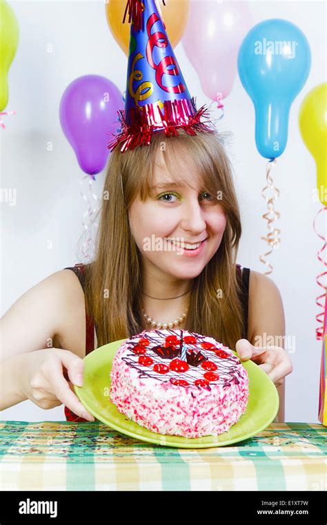 Beautiful Girl Happy Birthday Cake Hi Res Stock Photography And Images