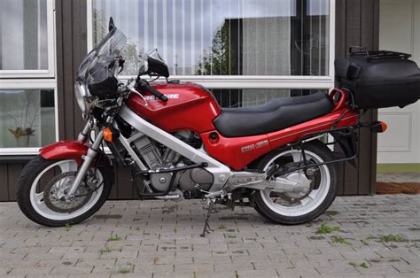 Honda NTV 650 Revere Reduced Effect 2 1990 Motorcycles Photos