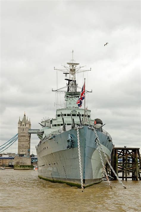 Hms Belfast Em Londres Inglaterra Foto De Stock Editorial Imagem De