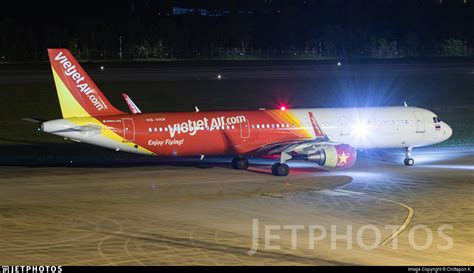 HS VKR Airbus A321 211 Thai VietJetAir Chittapon K JetPhotos