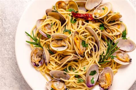 Spaghettis Aux Palourdes La Recette Par Panzani