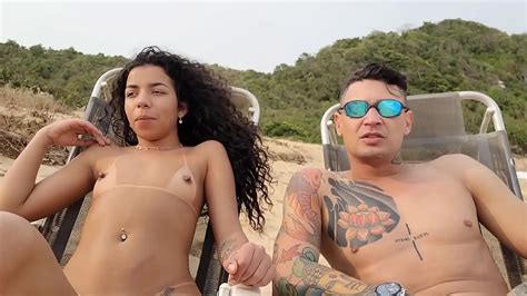 Eu E Minha Namorada Fomos Na Praia De Nudismo E Trazamos No Meio De