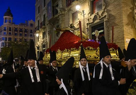 La procesión del Santo Sepulcro del Viernes Santo en Murcia en