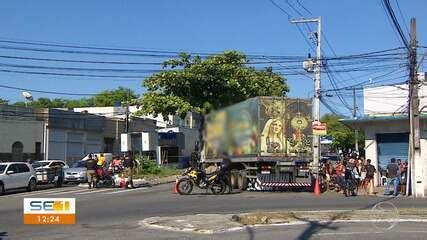 Motociclista morre após colidir caminhão na Zona Norte de Aracaju