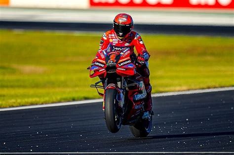 Hasil Motogp Valencia Pecco Bagnaia Juara Dunia Jorge Martin