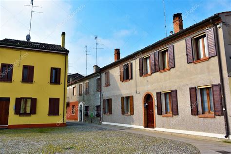 Pequeña ciudad italiana Comacchio también conocida como La Pequeña