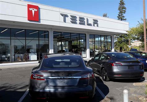 Tesla Stock Slips As Ev Maker Reportedly Set To Lay Off More Than