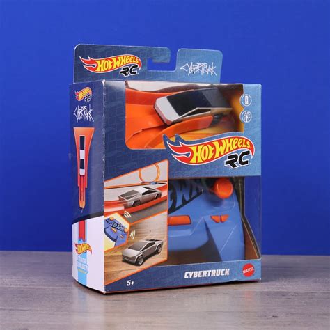 Tesla Cybertruck Mattel Hot Wheels Rc Cyber Truck Elon Musk In Hand