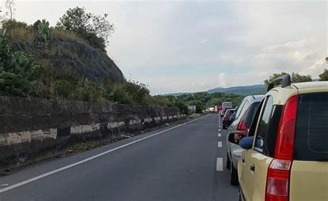 Patern Scontro Frontale Sulla Statale Feriti Interviene L