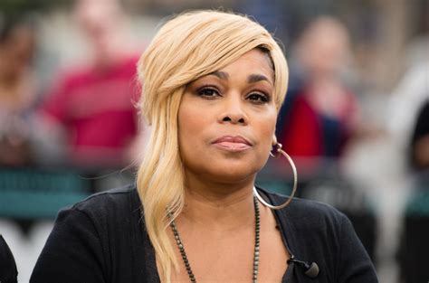 Tlc Postpones Concerts After T Boz Suffers Allergic Reaction