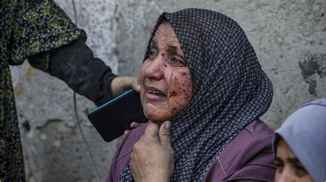 Izrael I Palestinci Napadi Na Gazu Se Nastavljaju Bolnice Prepune