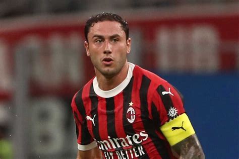 Verso Fiorentina Milan Si Ferma Davide Calabria Le Condizioni