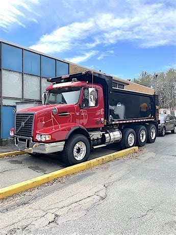 2023 VOLVO VHD84B300 For Sale in Riverside, Rhode Island | TruckPaper.com