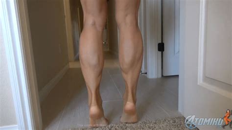 TOMIKO S FETISH STORE TOMIKO NUDE BICEP FLEXING WMV