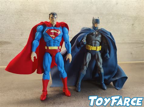 ToyFarce REVIEW MAFEX BATMAN HUSH SUPERMAN