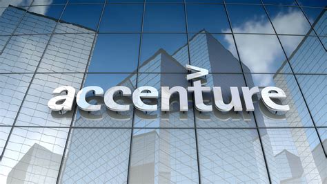 Accenture Looks Outside And Names New Federal Cybersecurity Services Head The It Services Report