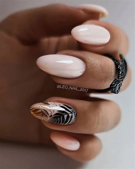 Pin by Ольга on ноготки | Nails, Oval nails, Fancy nails