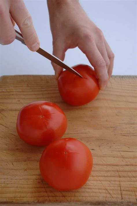 How To Make Tomato Concassé Explained By A Chef With Photos Chef S Pencil