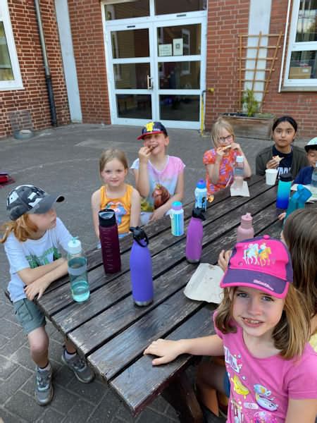 Spielenachmittag In Der Schule Hundertwassergrundschule Leeste