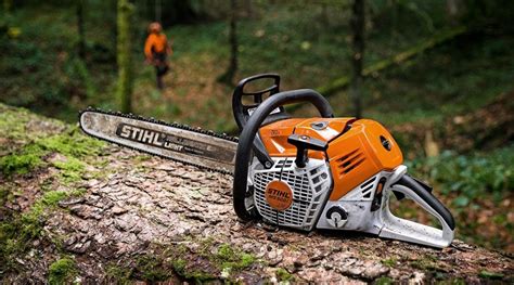 STIHL MS 500 i pierwsza na świecie pilarka z elektronicznie