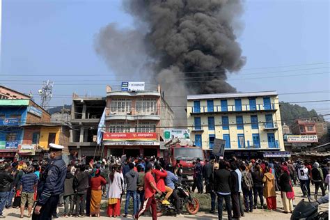 चार घण्टापछि आगलागी नियन्त्रणमा क्षतिको विवरण आउन बाँकी Himalaya