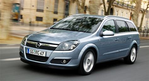 Opel Astra 2004 Estate Car Wagon Reviews