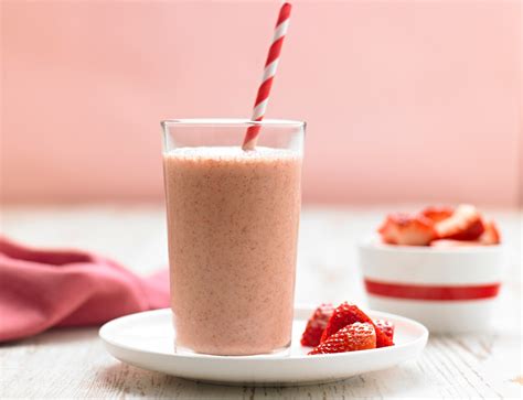 Strawberry Yoghurt Smoothie | Recipe