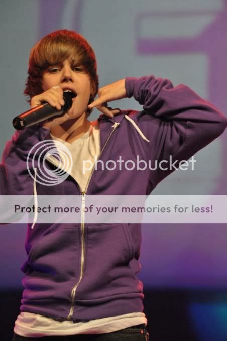 Justin Bieber Purple Photo By Mollybieberx Photobucket