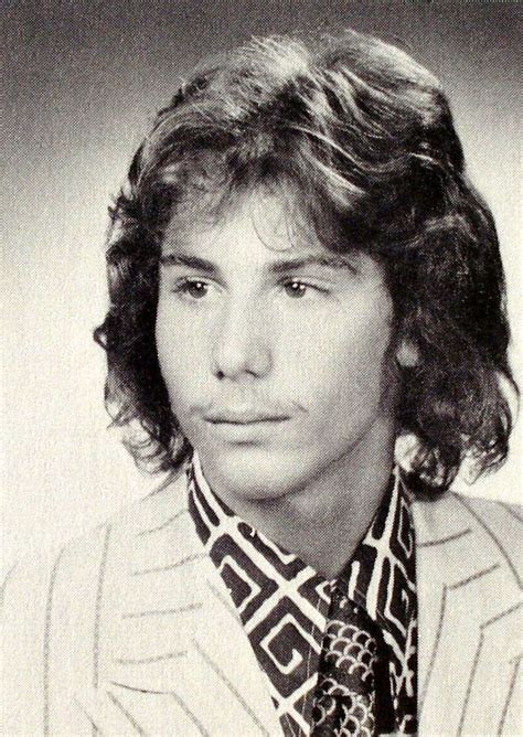 31 Cool Pics Prove That Mens Hairstyles From The 1970s Were So