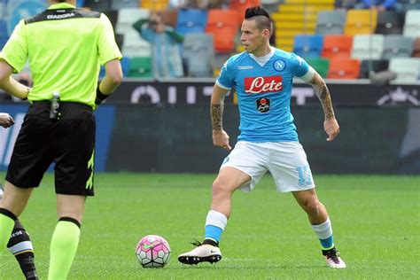 Capitan Hamsik I Suoi Record Se Li Fa In Silenzio Il Napoli Online