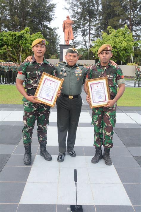 Dua Prajurit Kodam Vi Mulawarman Terima Penghargaan Berprestasi