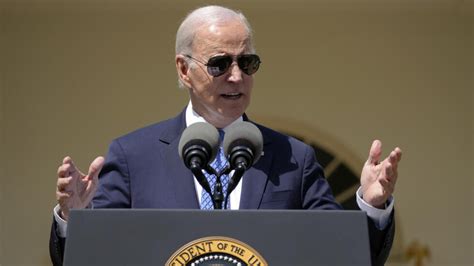 À la Une Joe Biden candidat à sa réélection en 2024