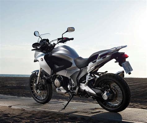 Bike Review: Honda Crosstourer - Adventure Bike Rider