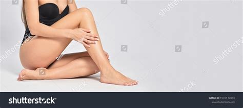 290 572 imágenes de Beautiful naked woman body Imágenes fotos y vectores de stock Shutterstock