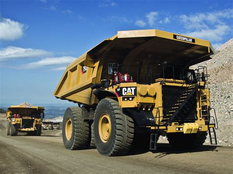 Semitrckn — Caterpiller 793F haul truck | Trucks, Bucyrus, Heavy equipment