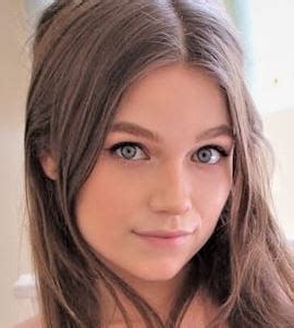 Alex Clark (0reob4by) Biography, Wiki, Net Worth, Age, Career ...
