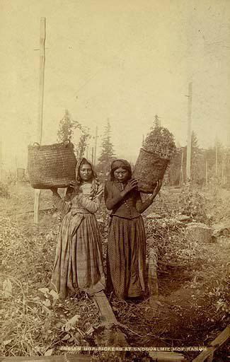 Snoqualmie Women Working As Hop Pickers Circa 1895 Personal